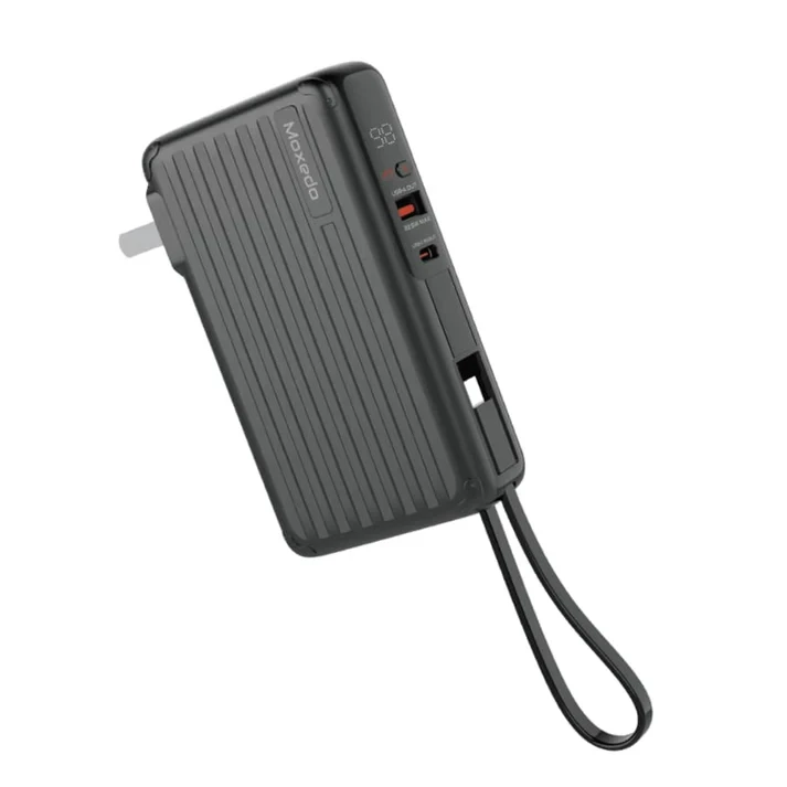 Moxedo Porta-Go 10000Mah PowerBank with AC Plug/USB-C Cable & Travel Adapters -Black
